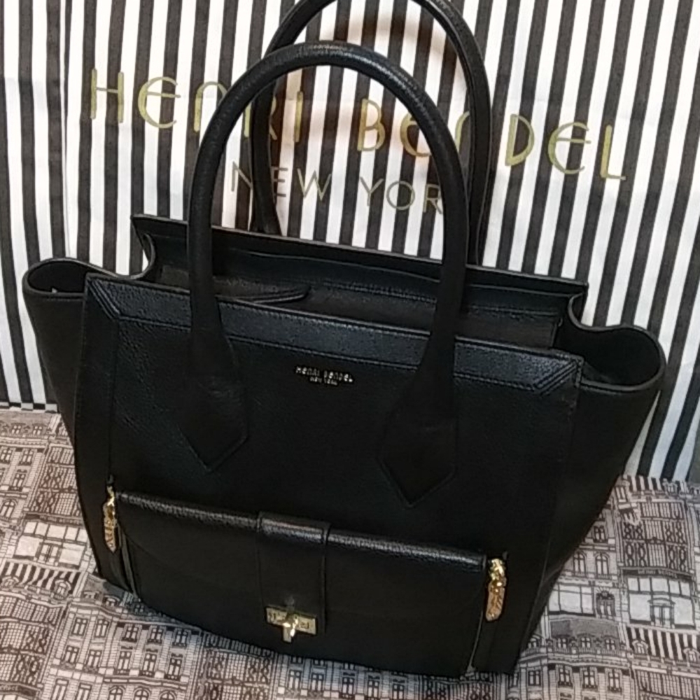 Henri Bendel large Rivington